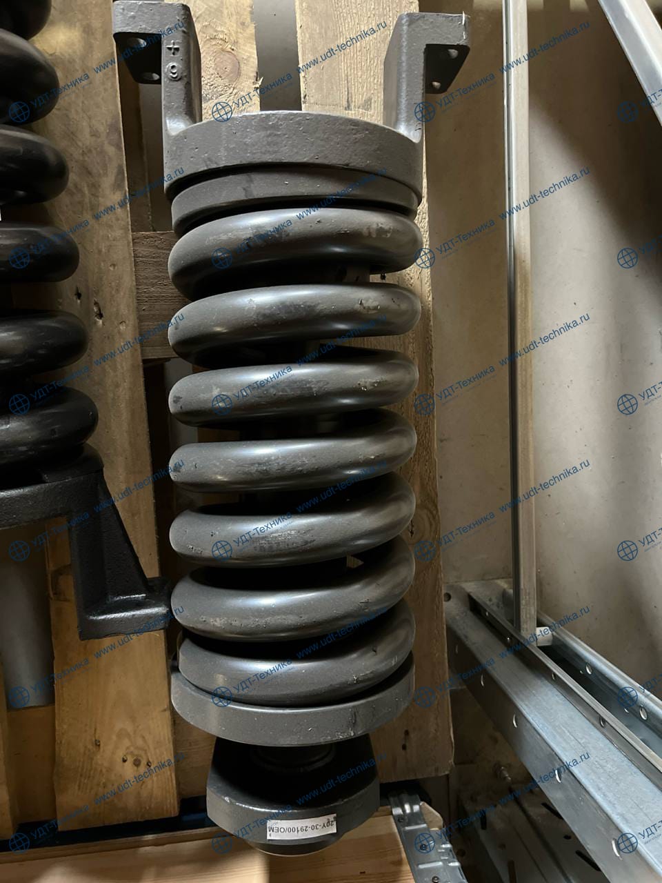 20Y-30-29100 Натяжитель цепи PC200-7/PC220 7/8  - фото 2