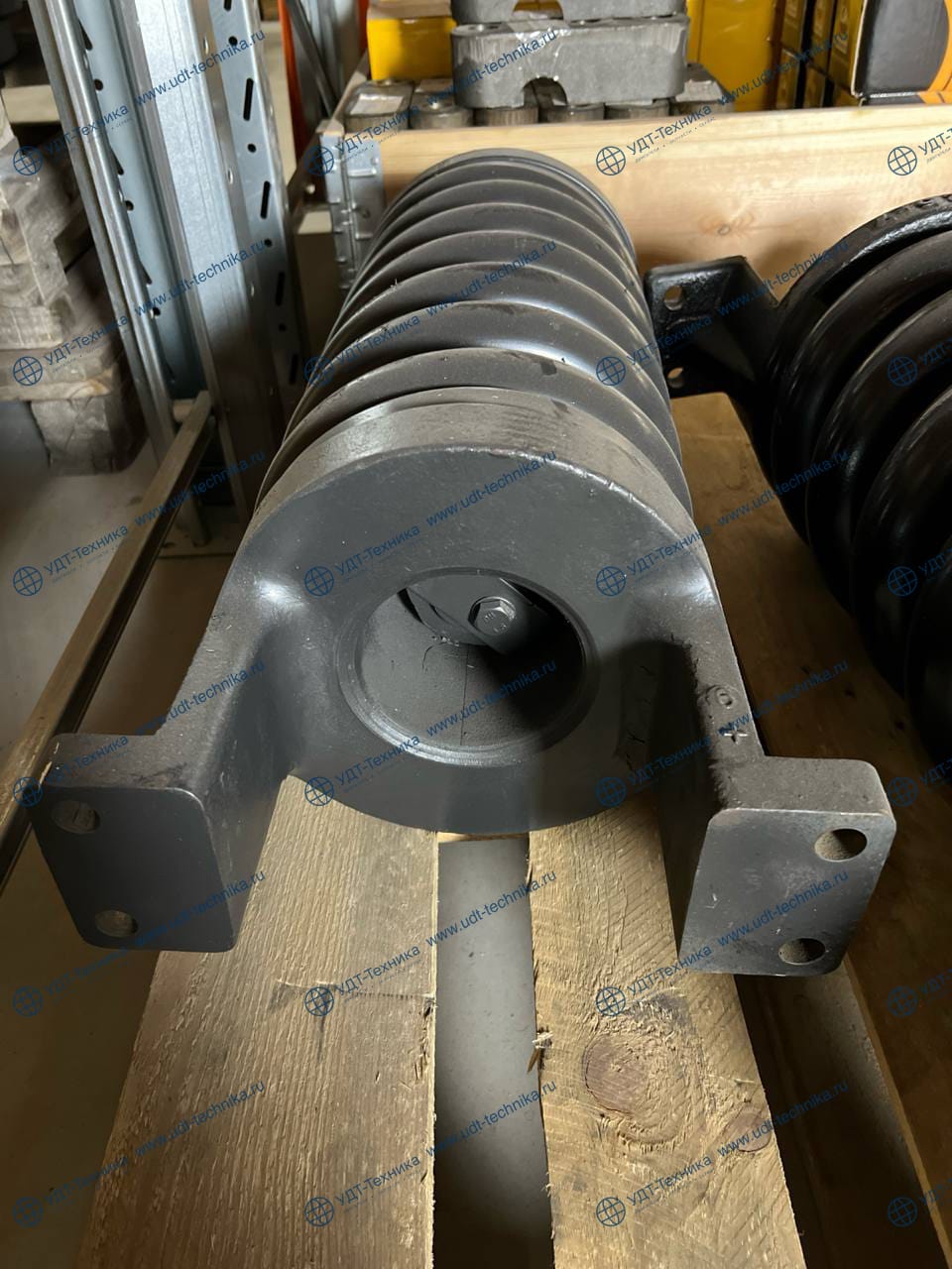 20Y-30-29100 Натяжитель цепи PC200-7/PC220 7/8 