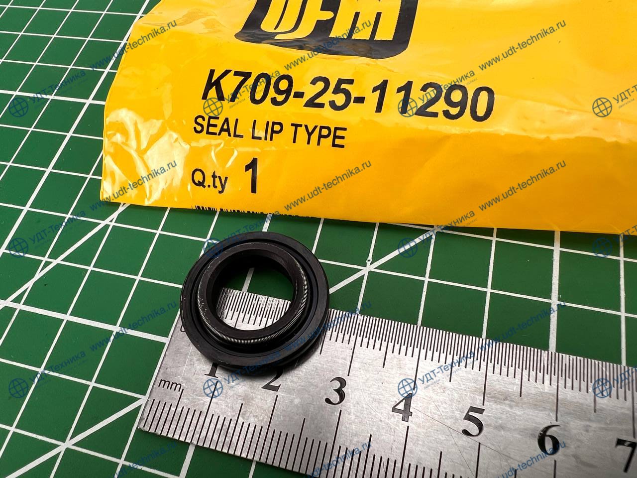 709-25-11290 Сальник