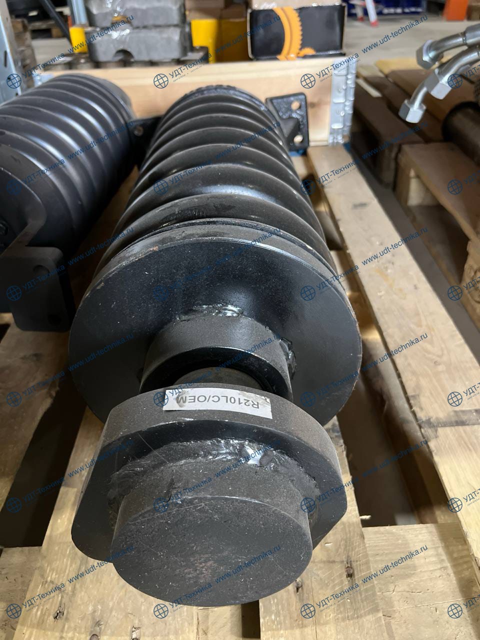 R210LC Натяжитель гусеницы Hyundai R210LC