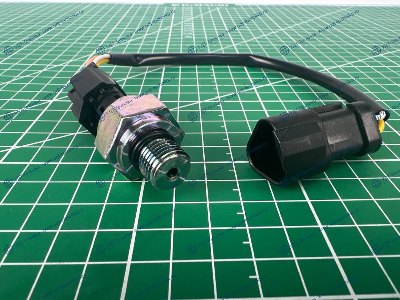 208-06-71130 Датчик - фото 2