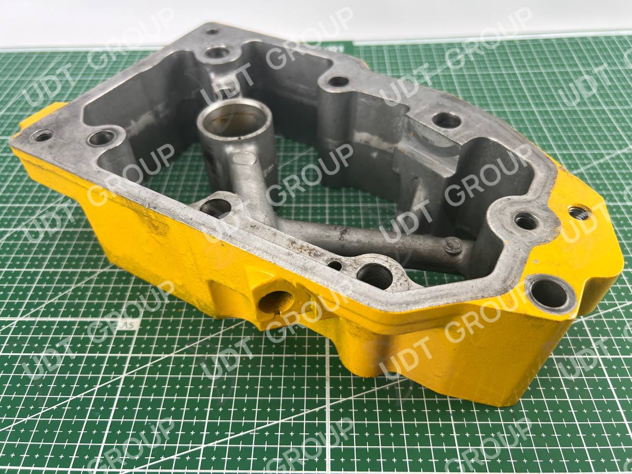 6156-11-7100 Проставка Б/У - фото 3