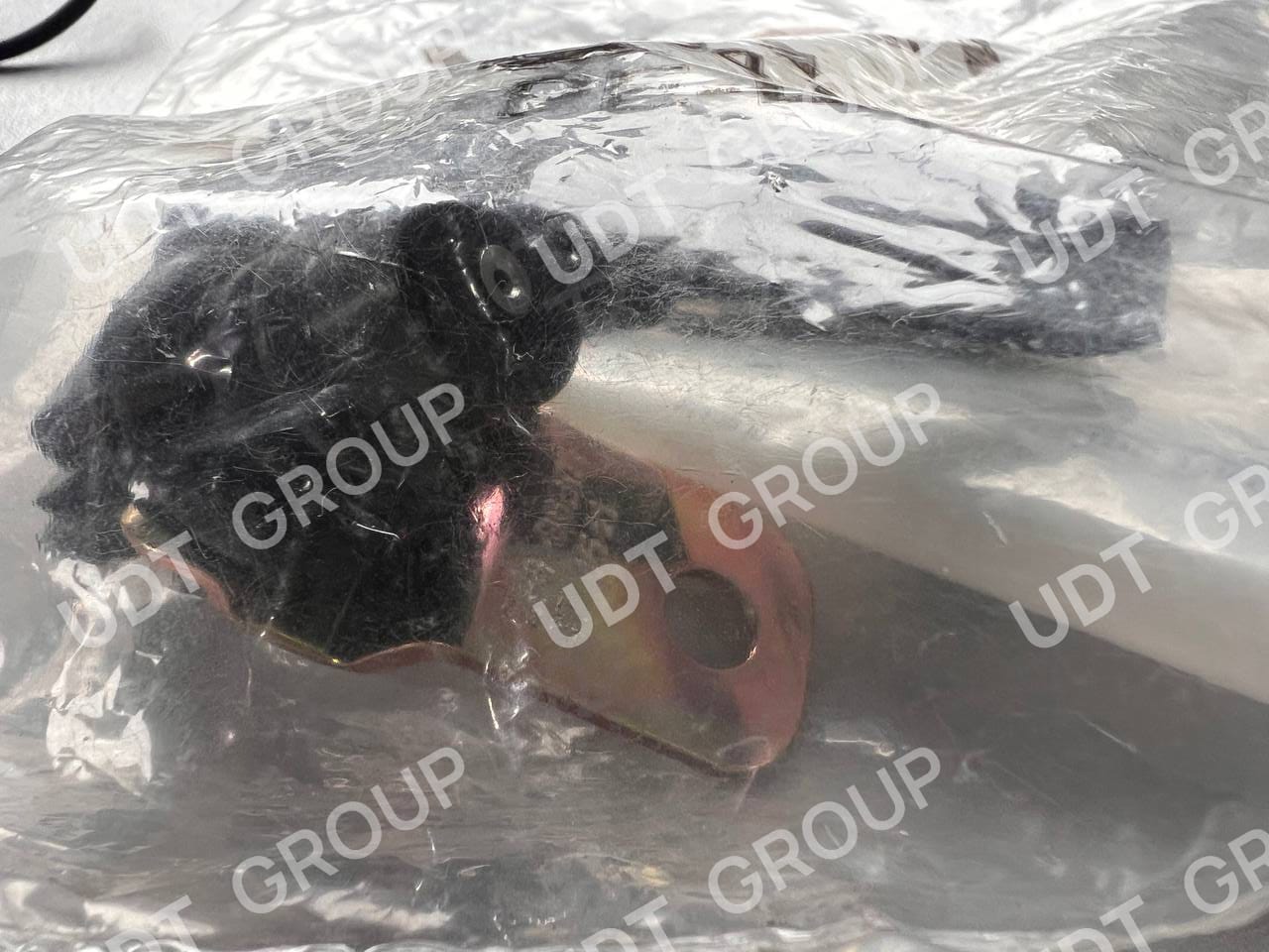 1918303 Датчик (провод, скоба, уплотнение) в комплекте - фото 2