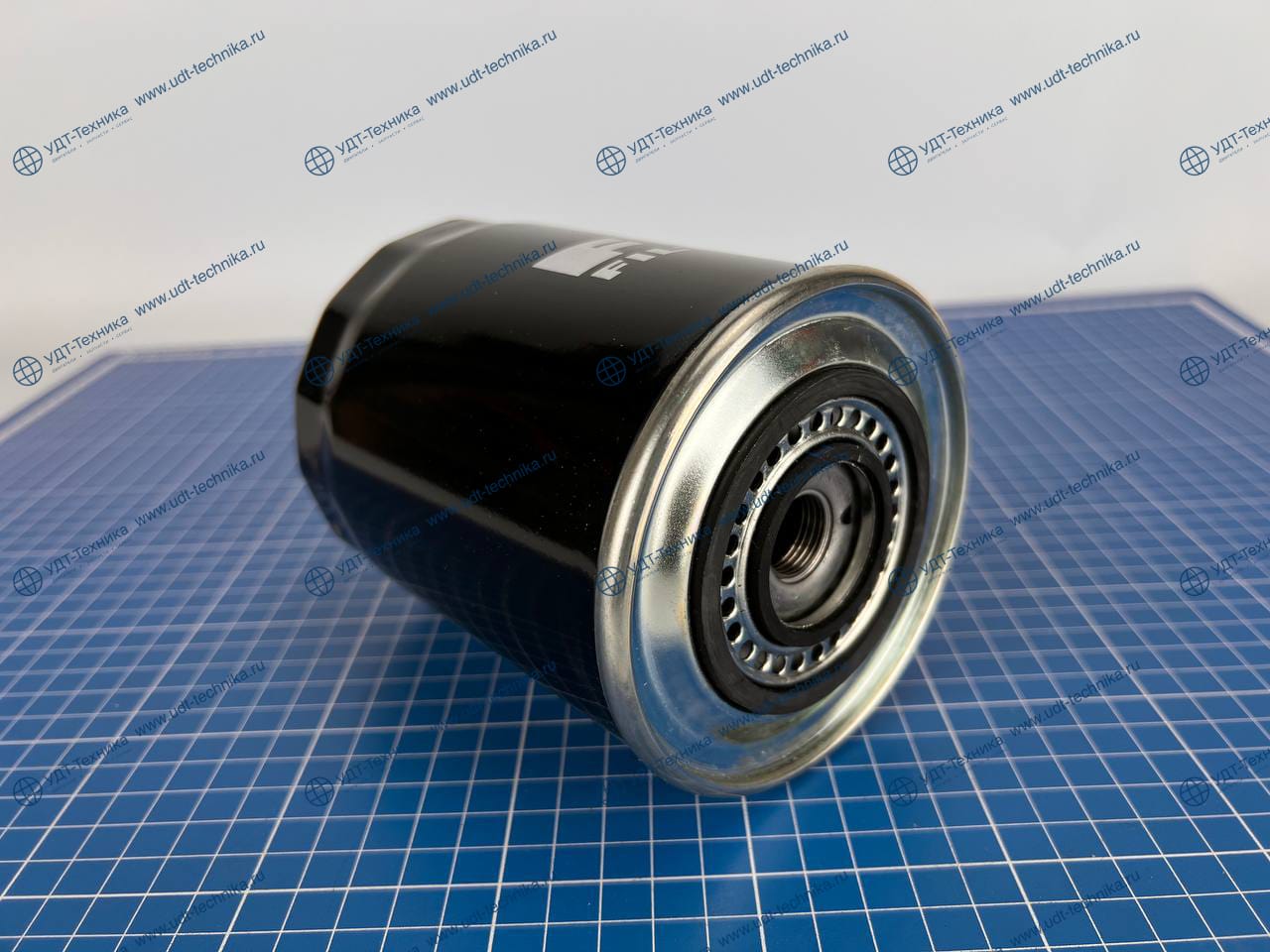 2994057 Фильтр масляный