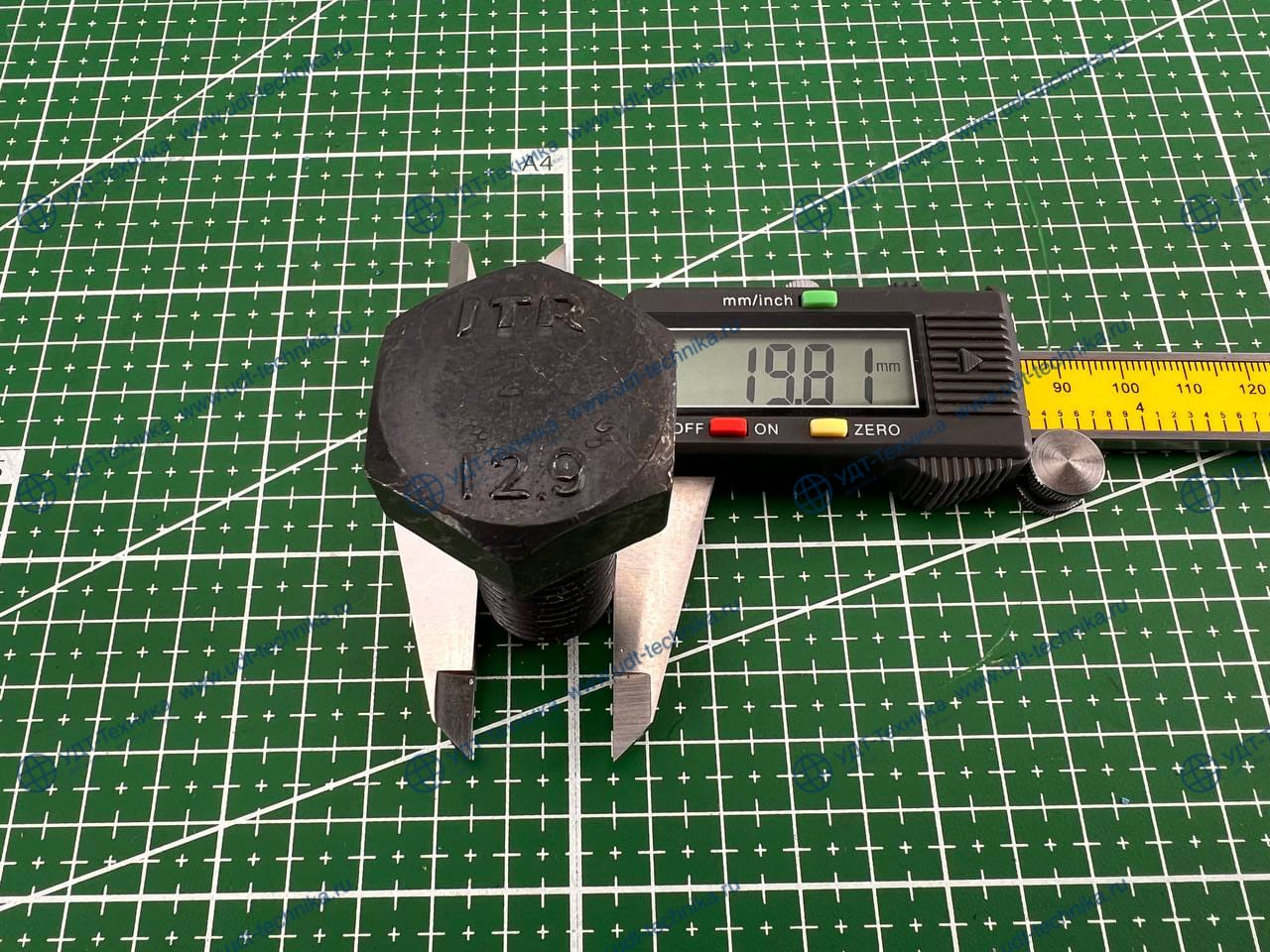 01010-62045 Болт