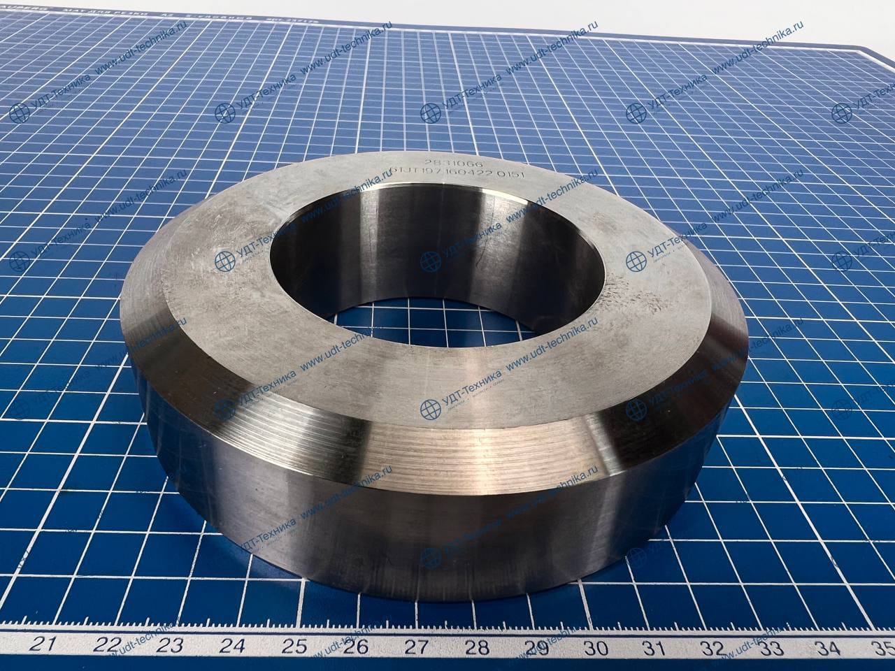 2831066 Манжет фланец коленвала