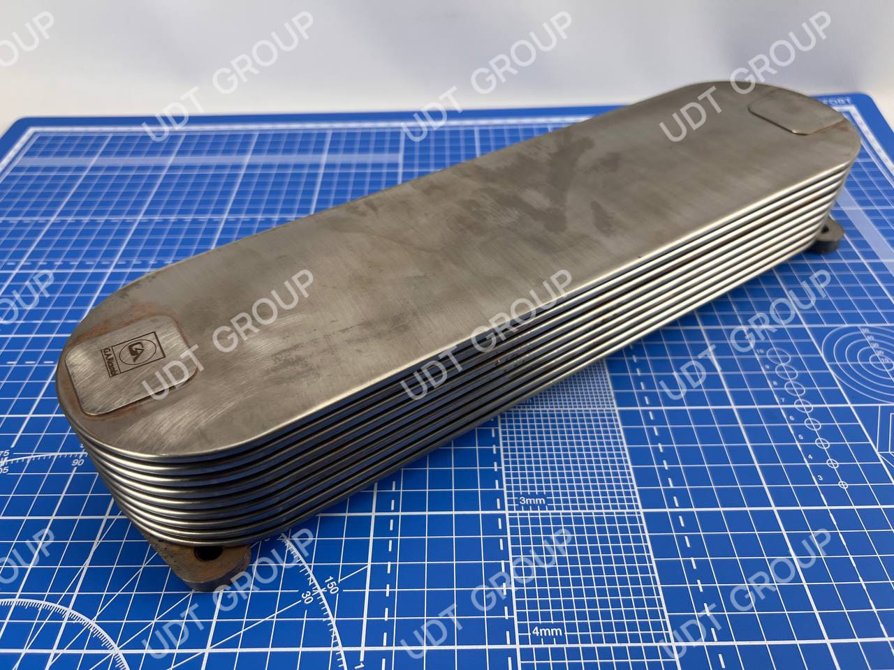 6240-61-2110 Маслоохладитель