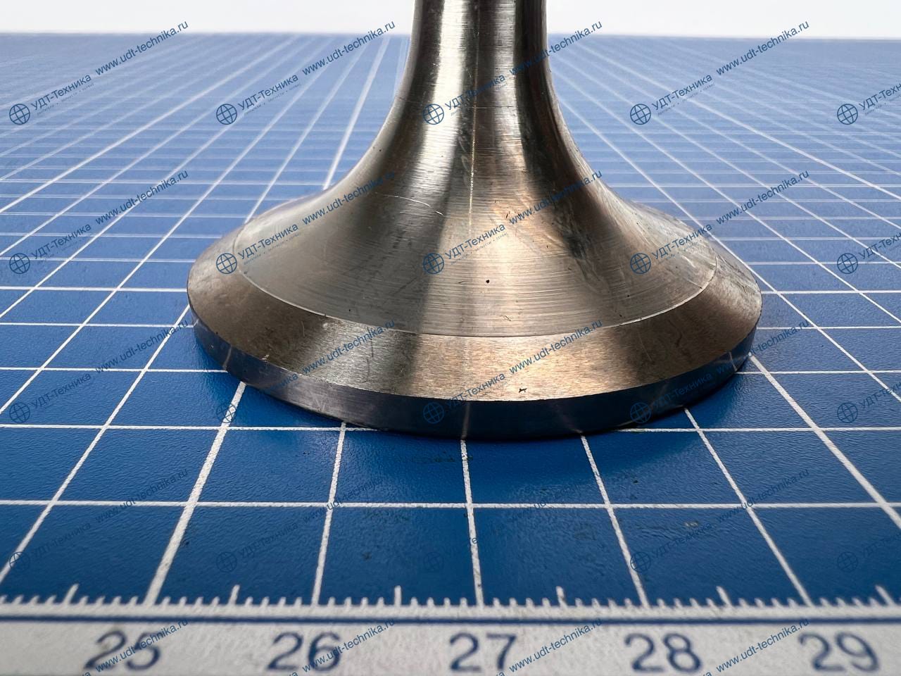 7M7817 Клапан выпускной