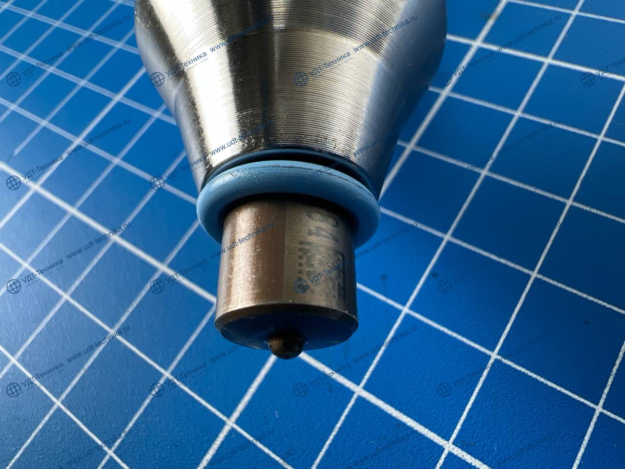 2530616/2447716 Форсунка топливная - фото 3