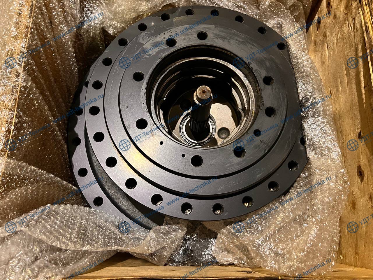 207-27-00590 Редуктор хода PC300-8 Без гидромотора - фото 2