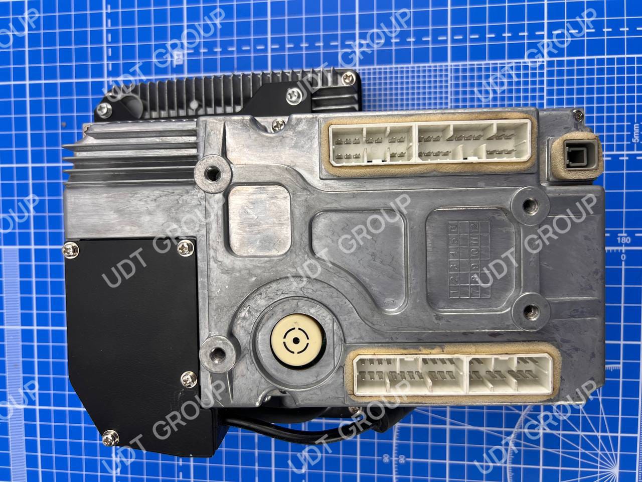 7835-31-1010 Монитор для KOMATSU PC200-8 - фото 8