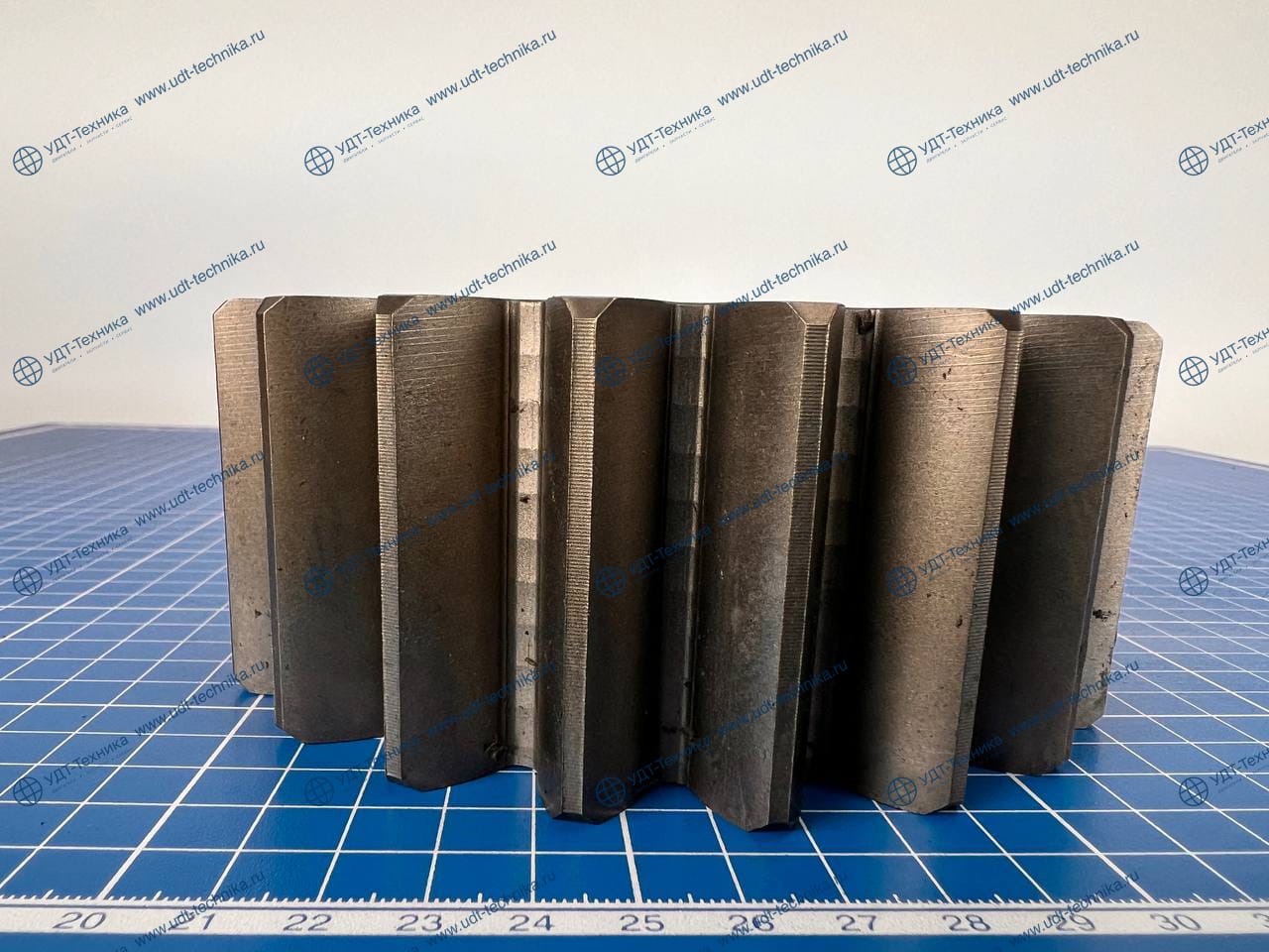 7Y0663 Шестерня - фото 3