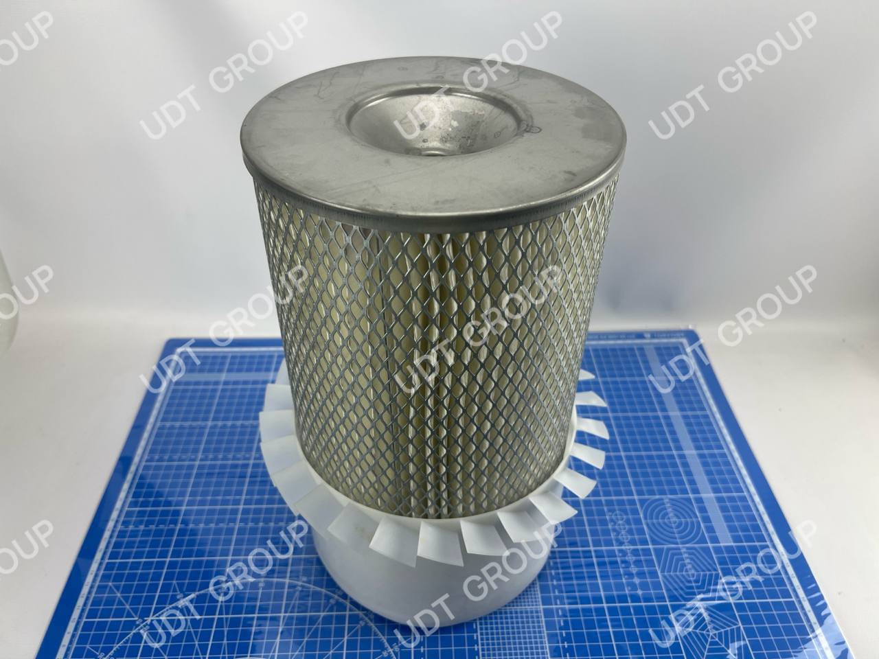 00-00001861 Фильтр воздушный внешний (проверить по размерам)