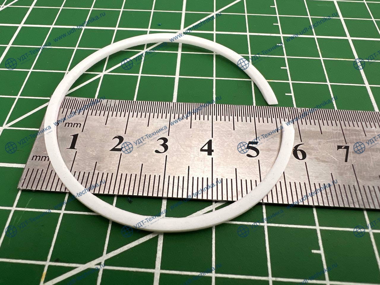 2394394 Кольцо