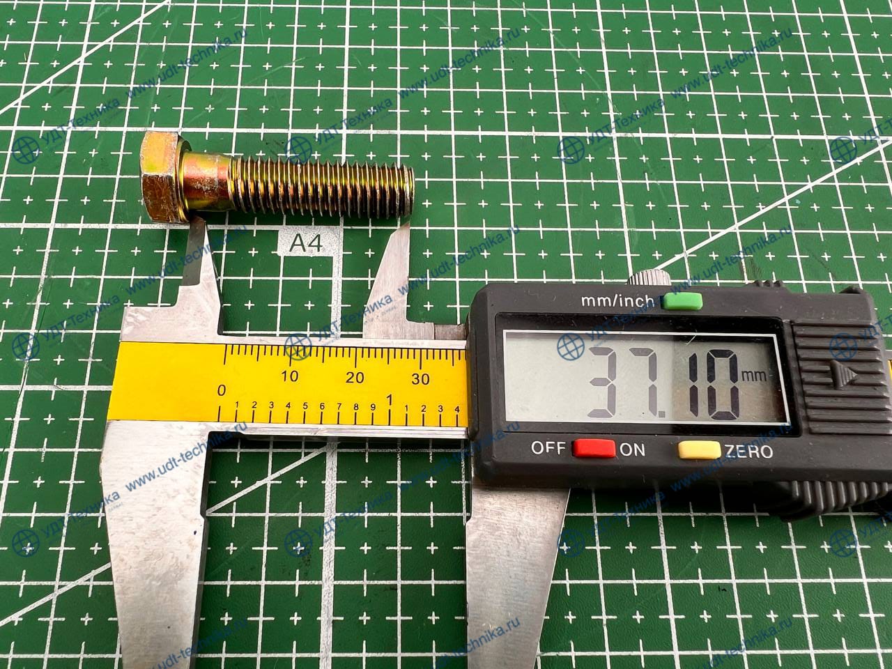 4L9337 Болт - фото 2