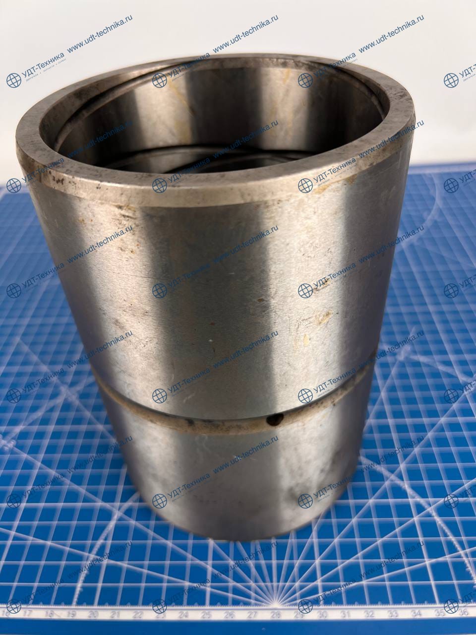 1V7001 Втулка - фото 3