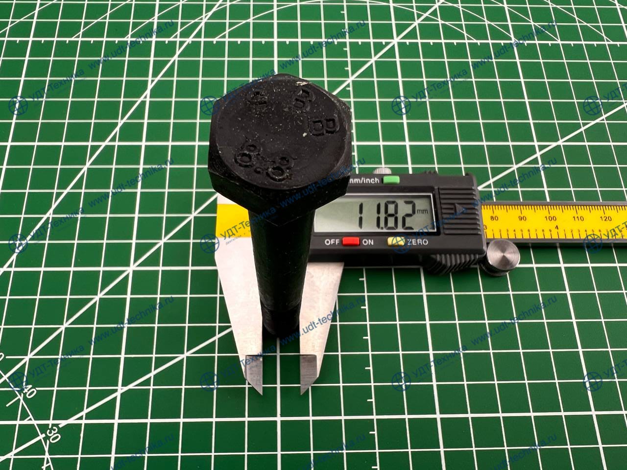 01010-31295 Болт