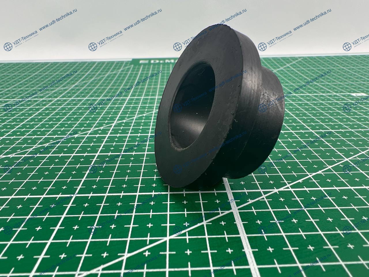 175-01-22120 Втулка - фото 2