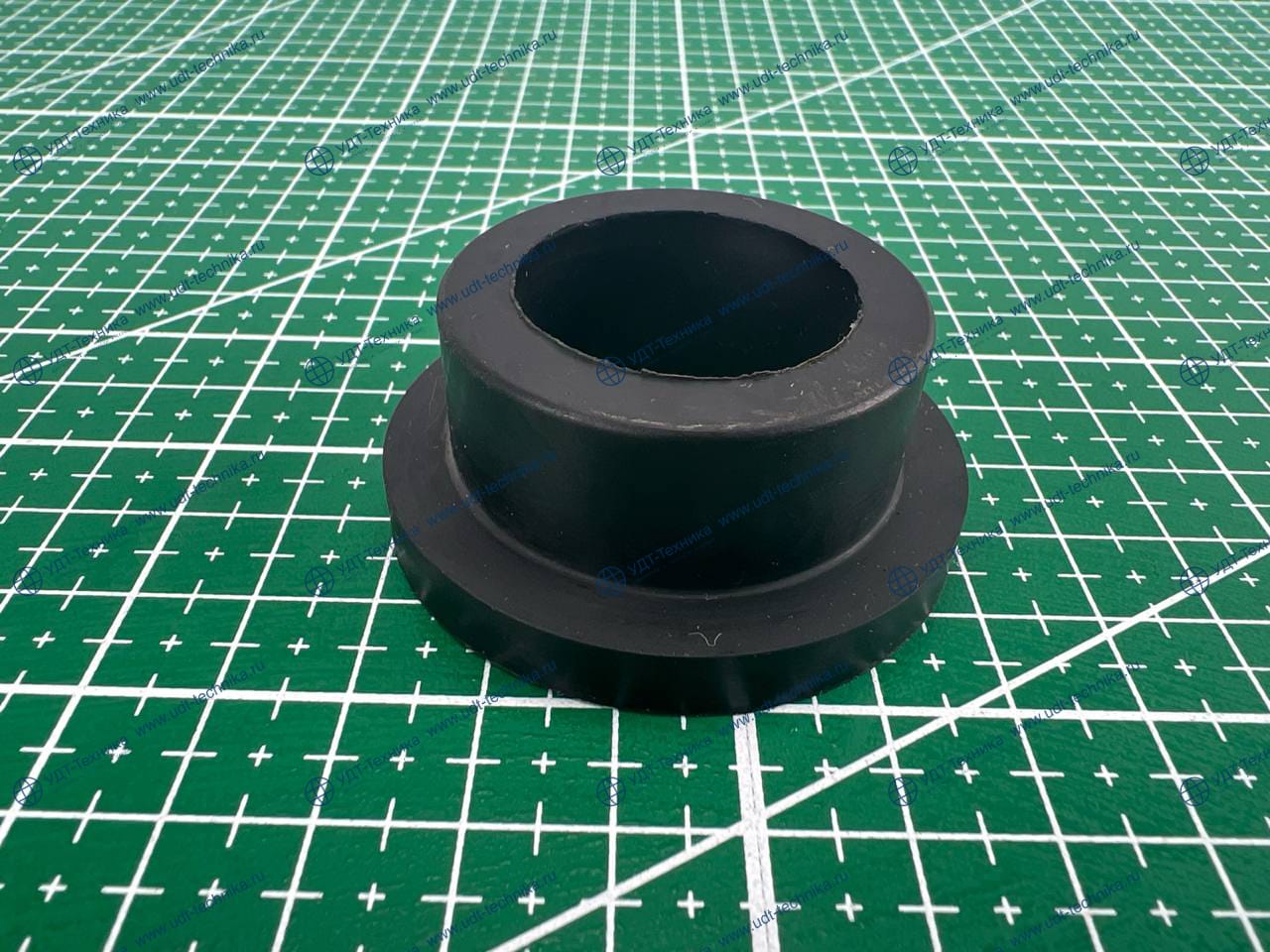 175-01-22120 Втулка