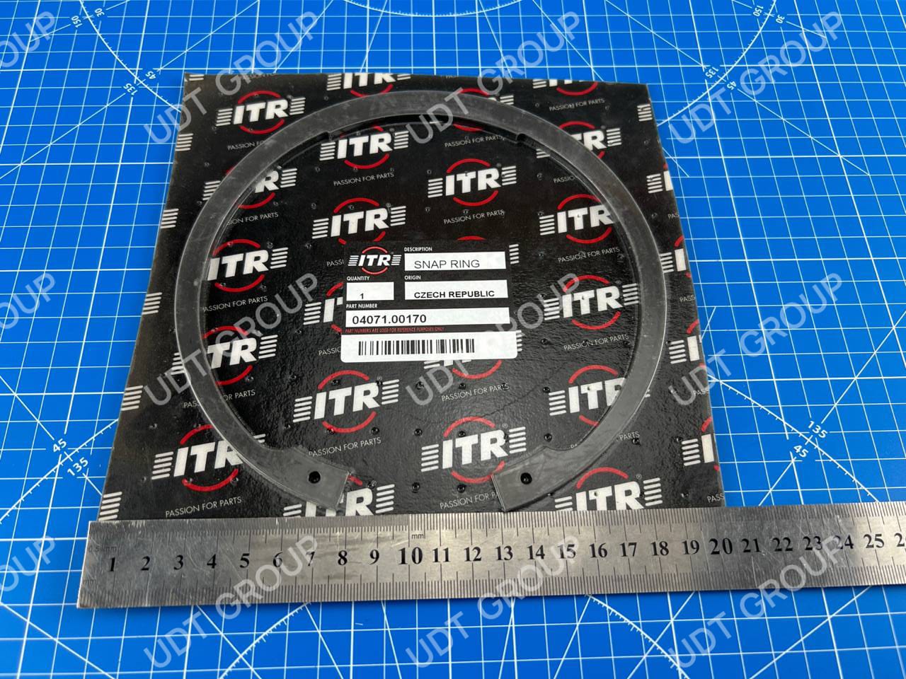04071-00170 Кольцо стопорное