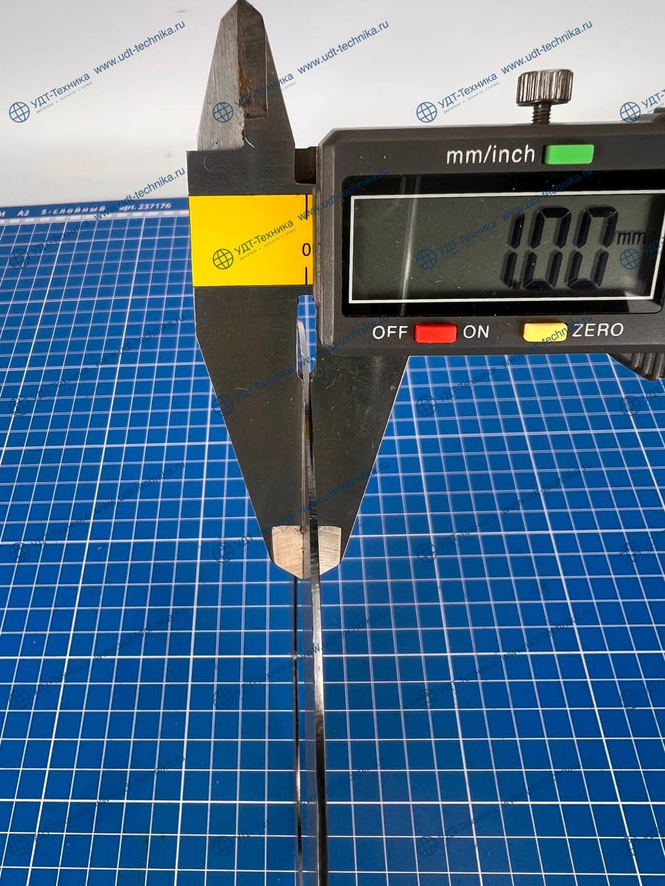 207-70-31340 Шайба (200x100x1)