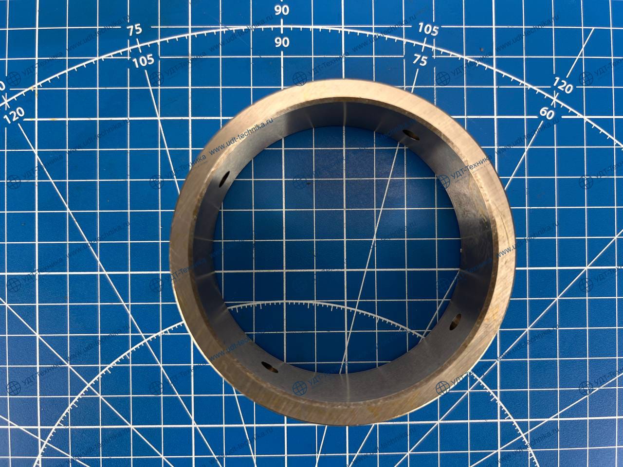 9R1107 Втулка