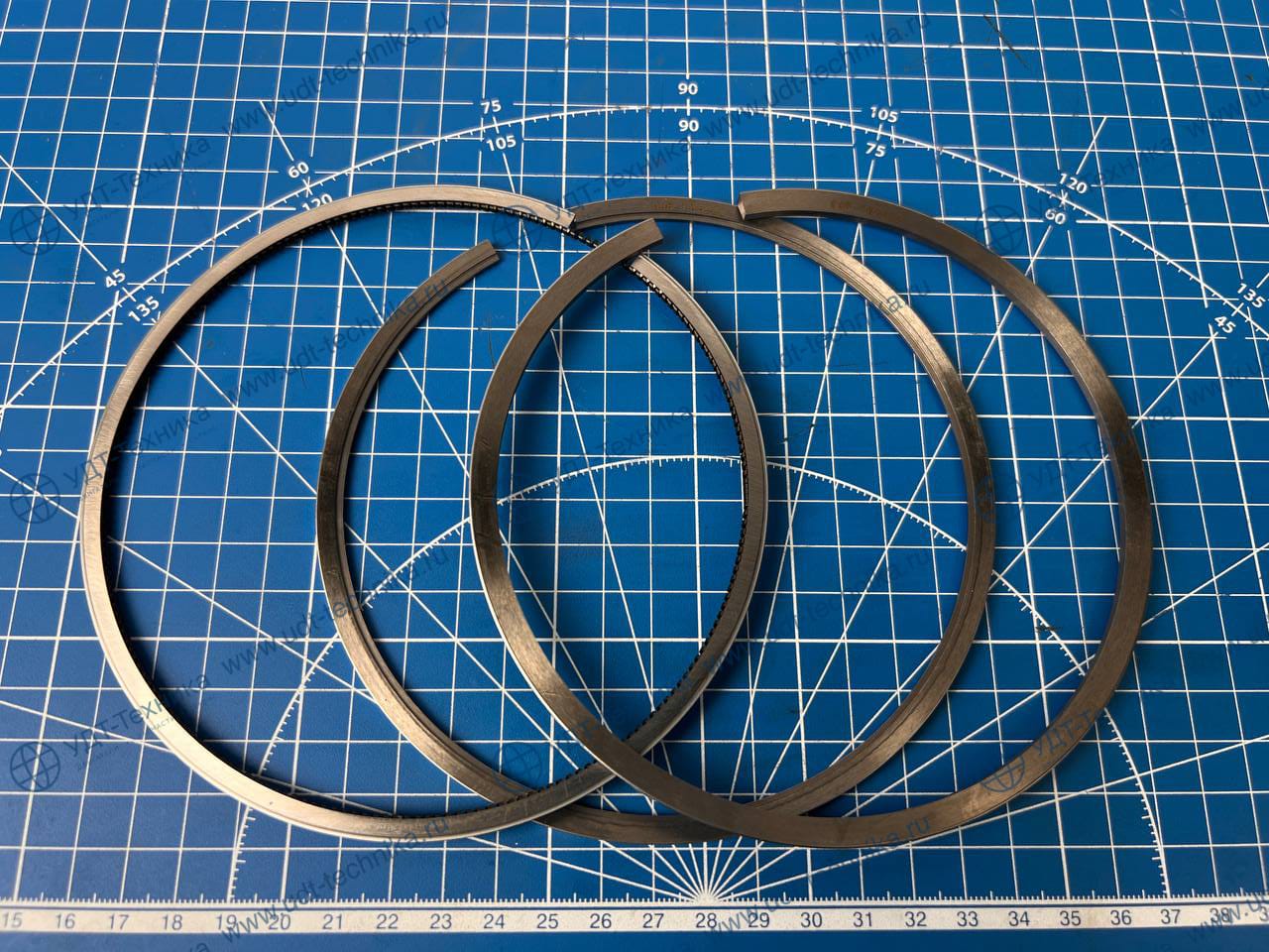 1W8922/1343761+2P2817+7N7078 Комплект поршневых колец