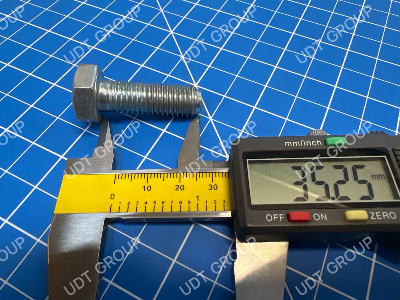 01010-81235 Болт - фото 2