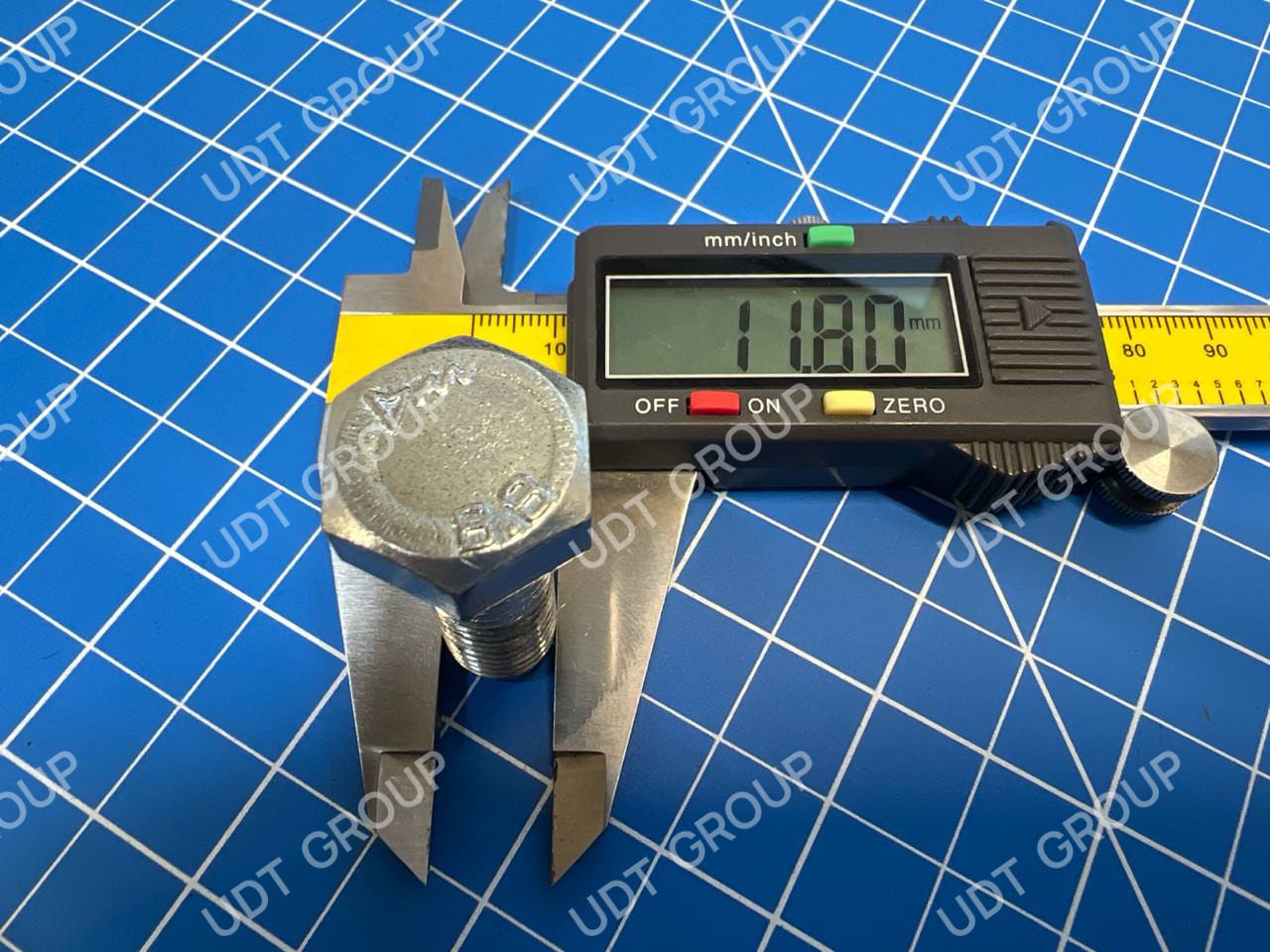 01010-81235 Болт - фото 3