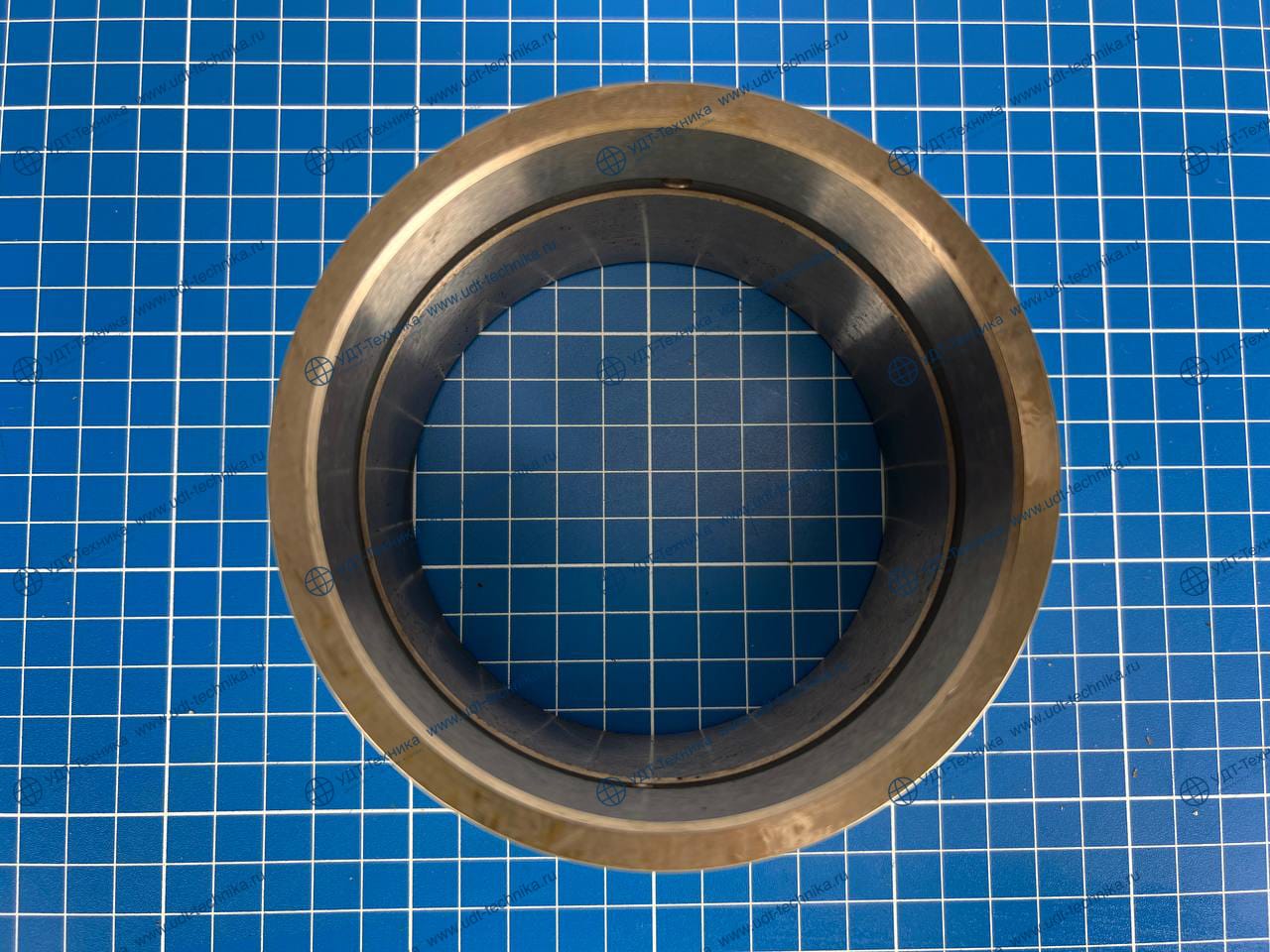 4443885 Втулка - фото 2