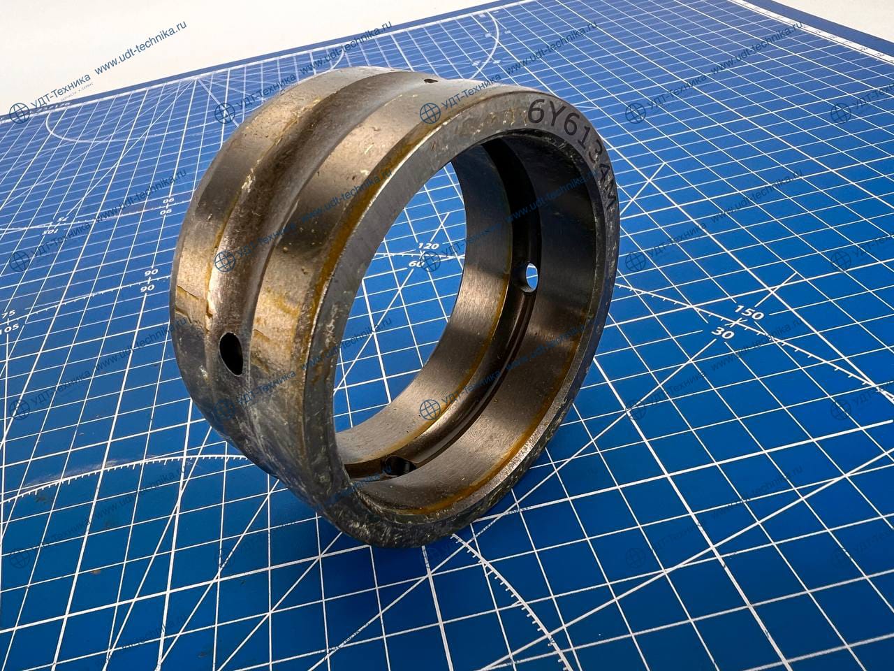 6Y6134 Втулка - фото 2