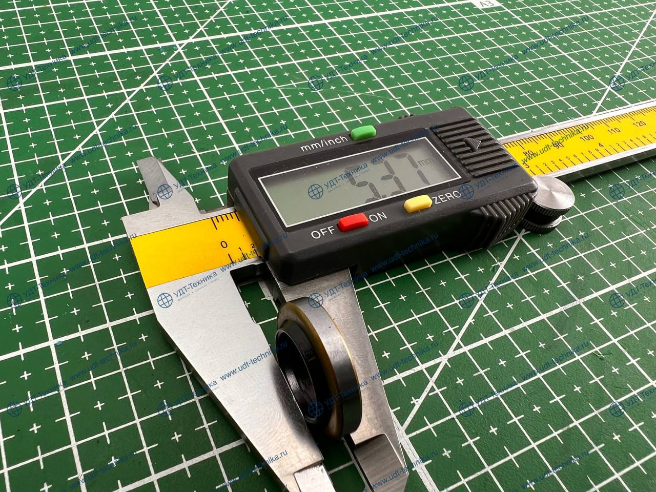 700-22-12330 Сальник - фото 2