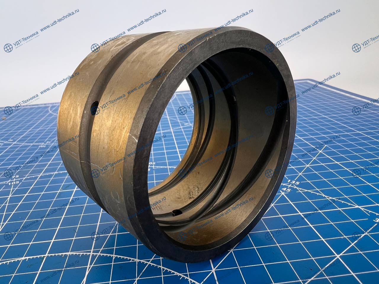 1134982 Втулка - фото 2