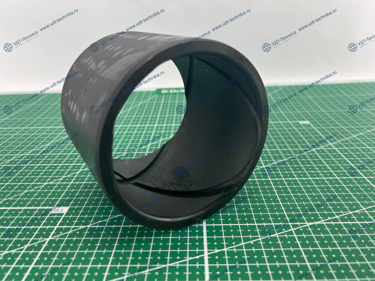 207-70-72360 Втулка - фото 4