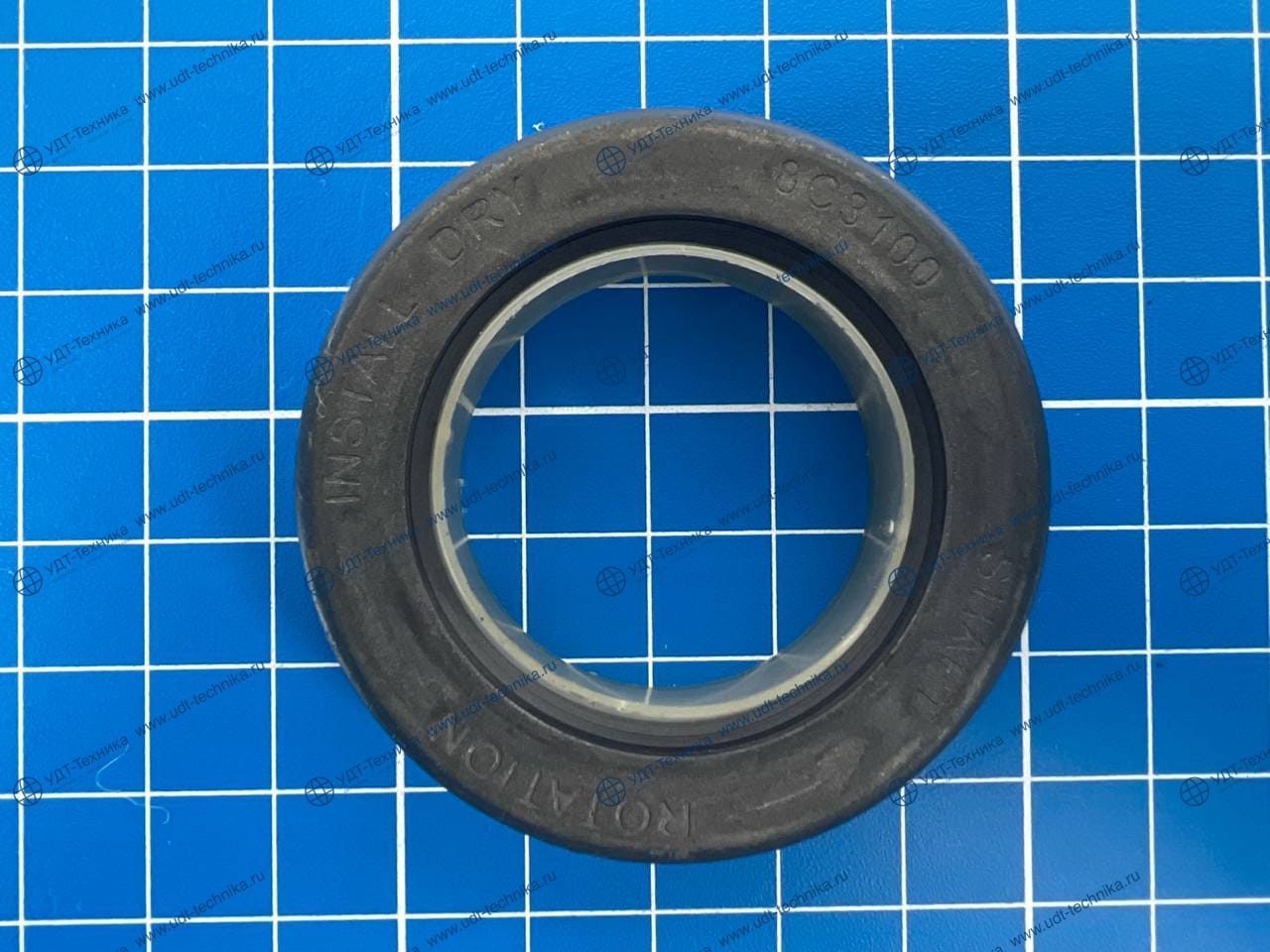 8C3100 Сальник - фото 3
