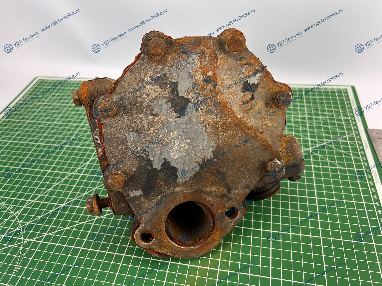 6154-61-1102 Насос водяной б/у - фото 3