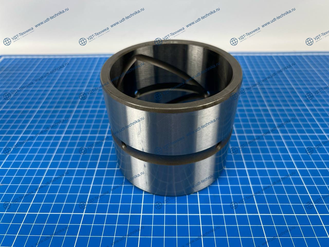 2285617 Втулка - фото 2