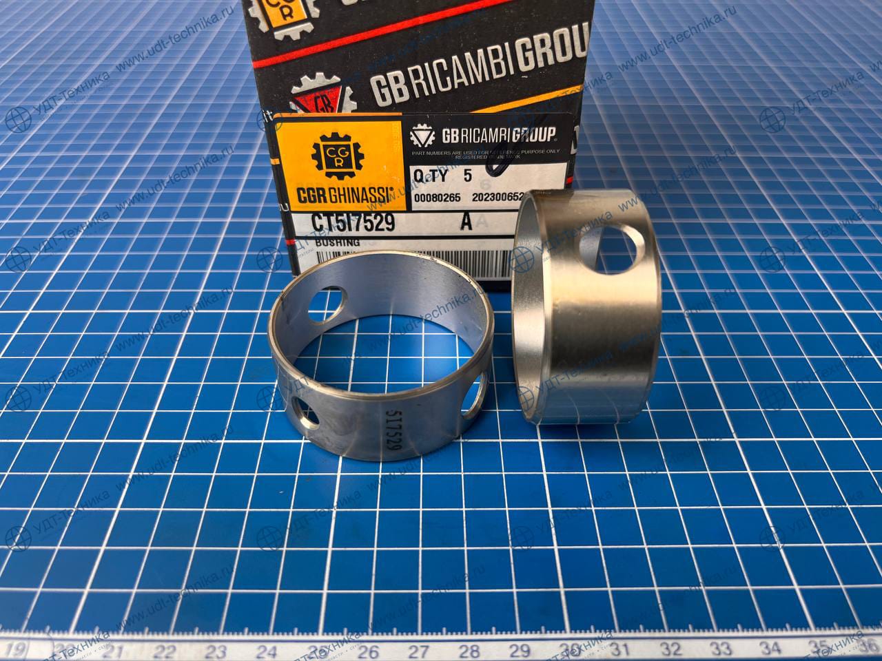 5I7529 Втулка распредвала (к-кт.)