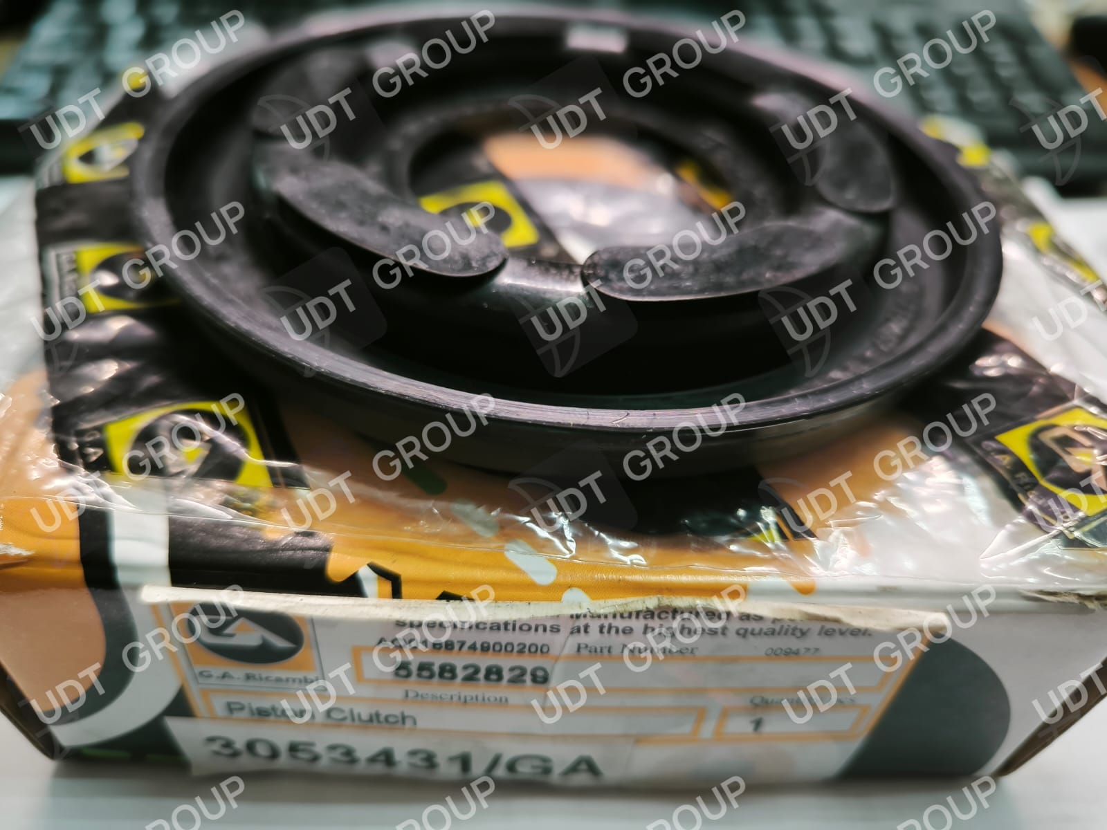 3053431 Поршень - фото 2