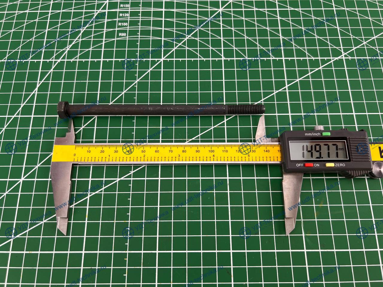 8C4984 Болт - фото 2