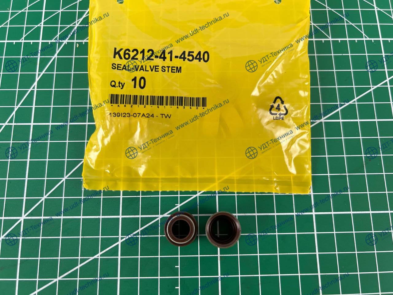 6212-41-4540 Колпачок маслосъемный - фото 2