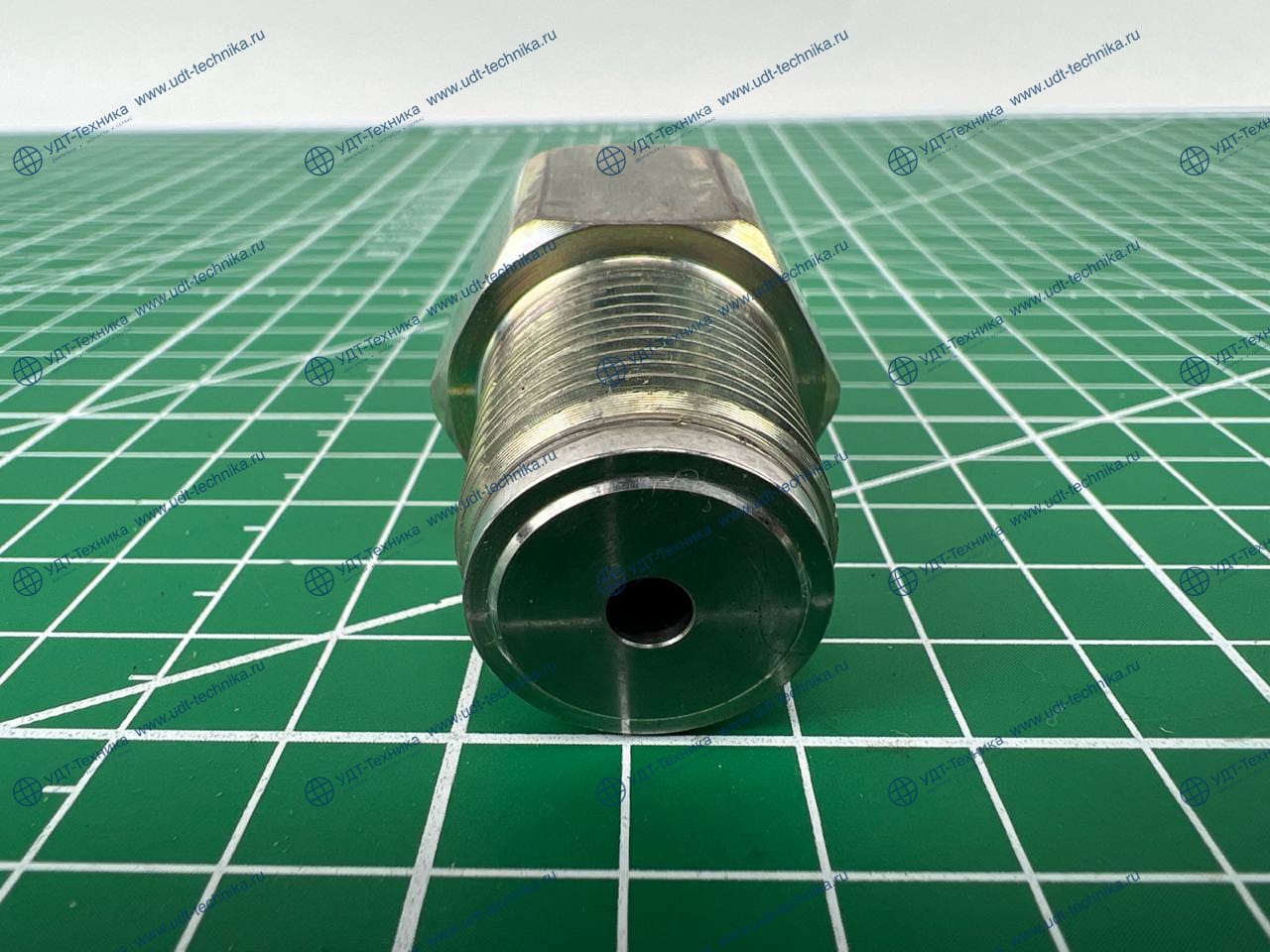 8981197900 Датчик давления топлива - фото 3