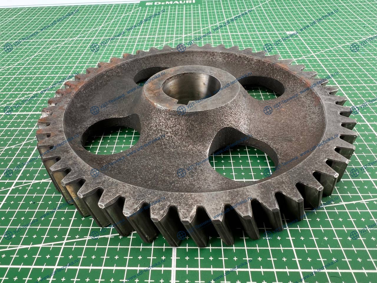 6210-71-3220 Шестерня дифференциала б/y