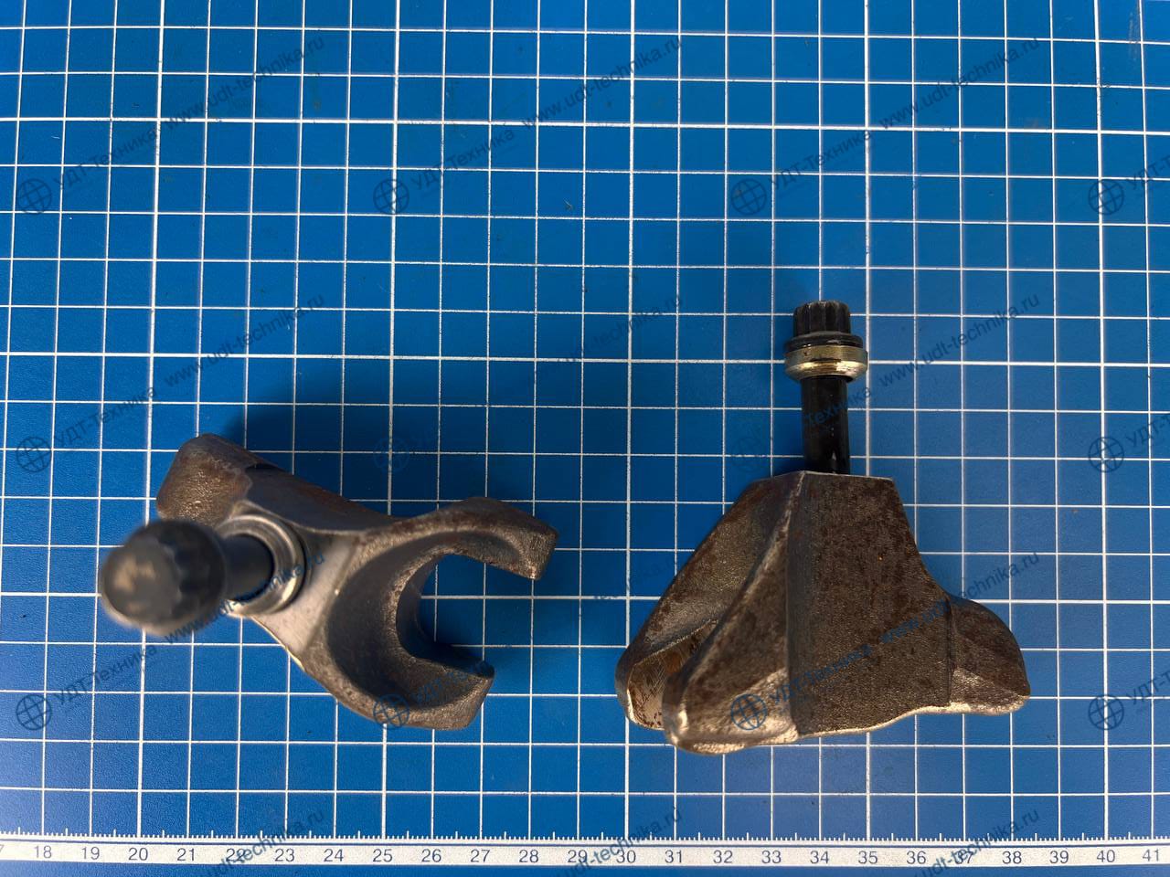 6210-41-5620 Мост клапана (траверса б/у) - фото 2