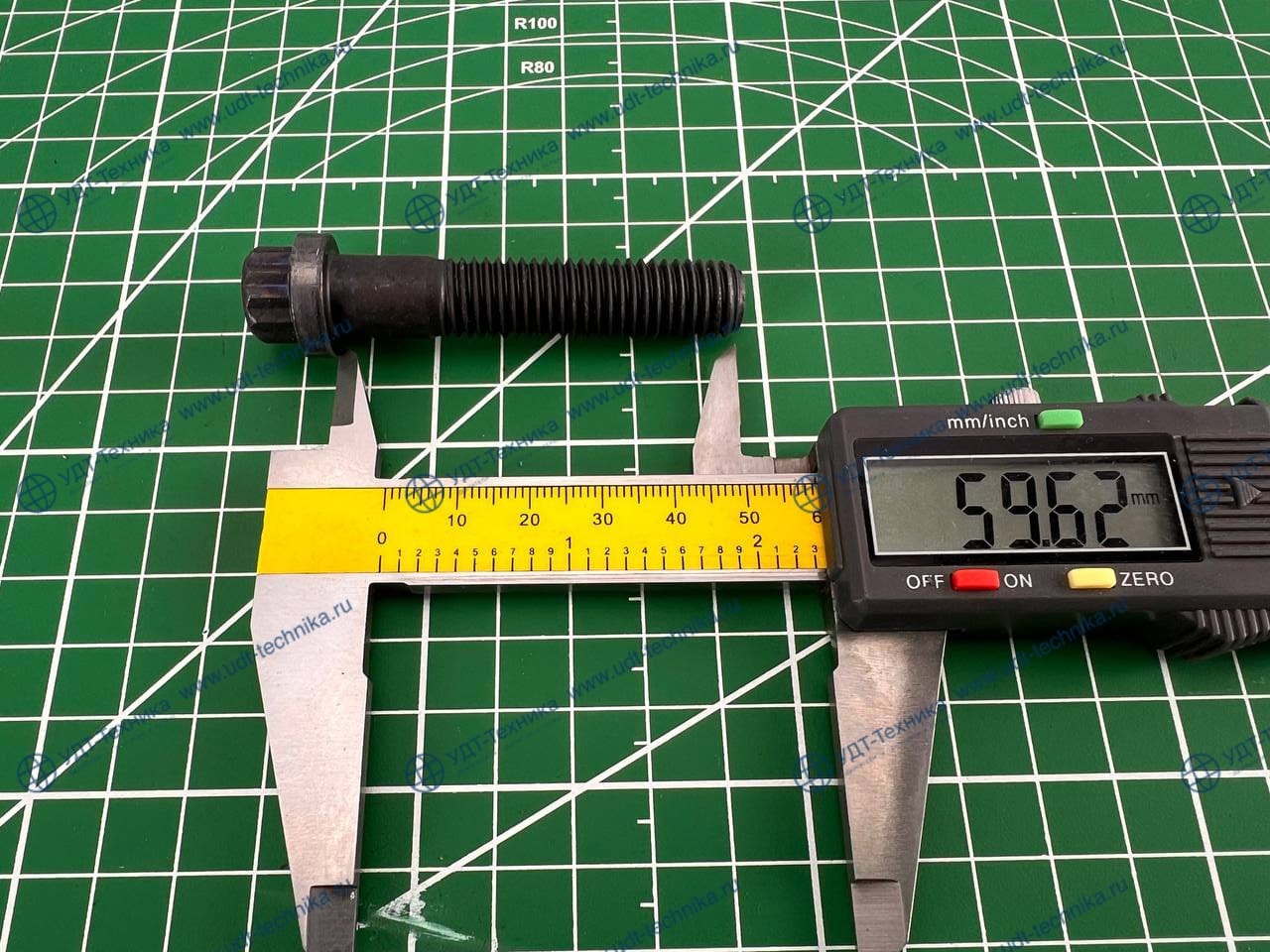 1896123 Болт - фото 2