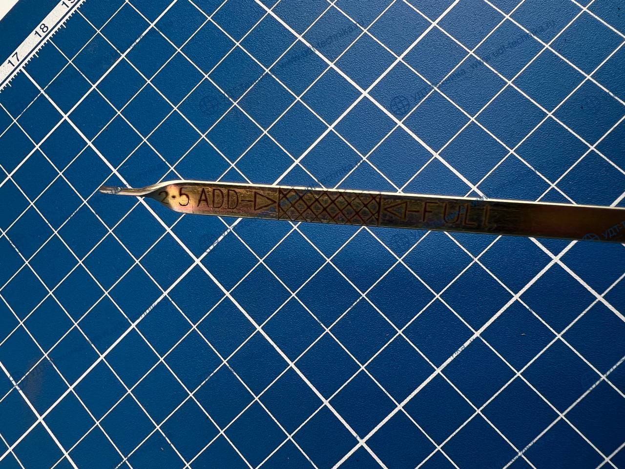 3977000 Масляный щуп