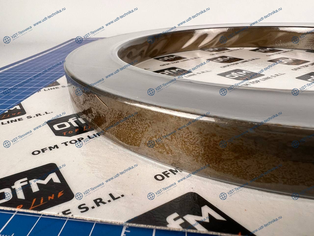 8T0208 Сальник - фото 2