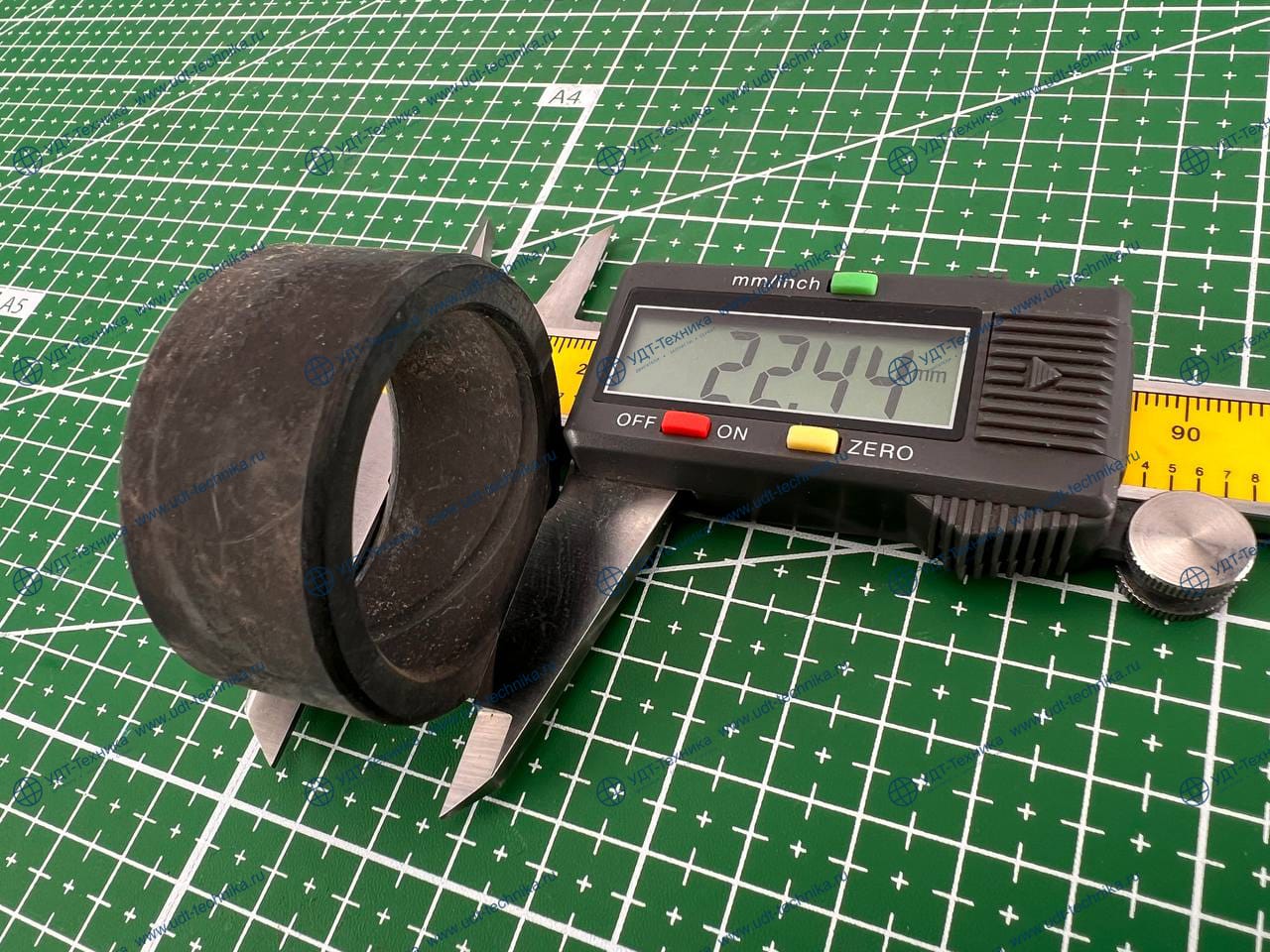 2493505 Втулка - фото 2