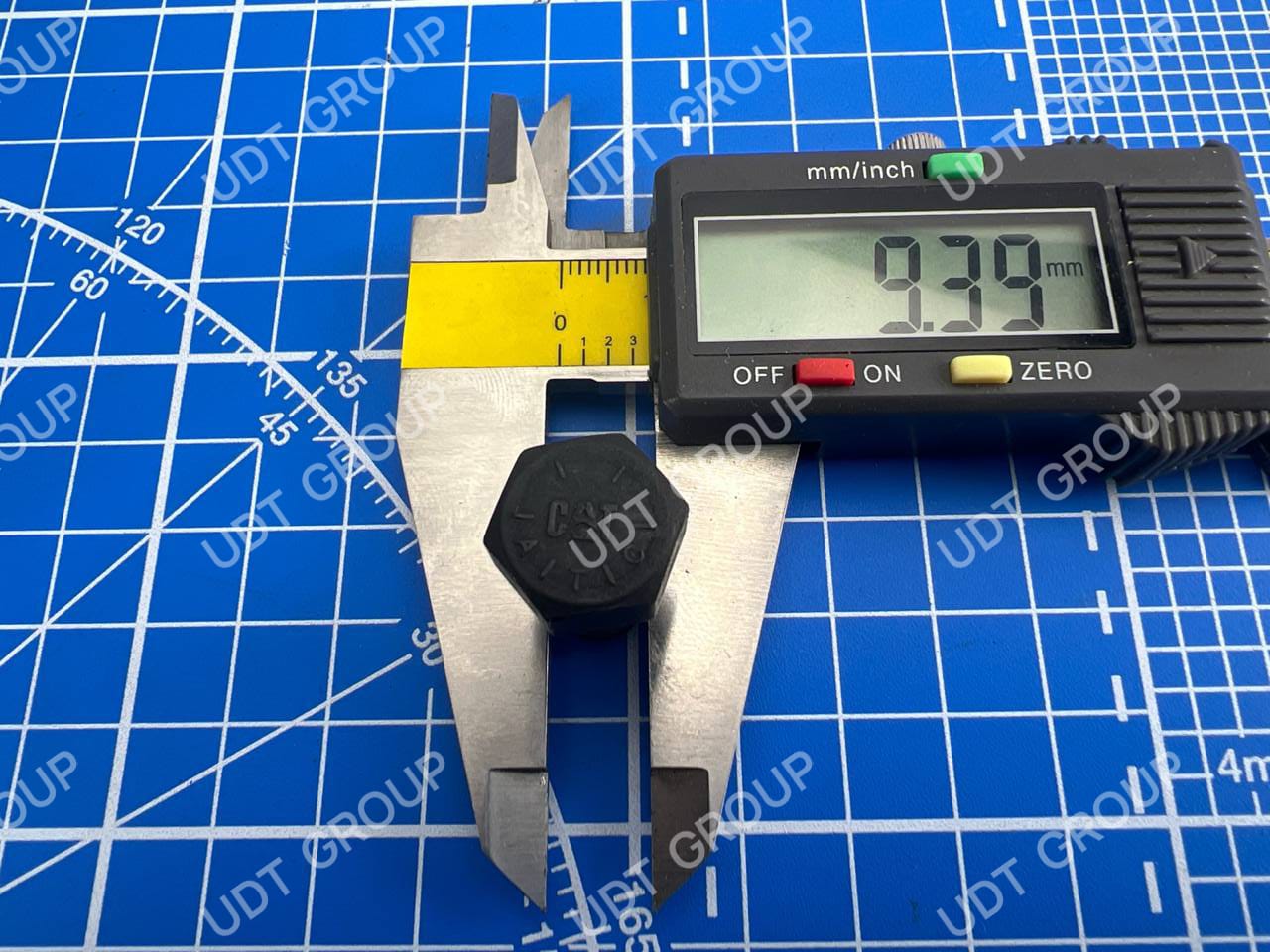 0S0509 Болт - фото 2