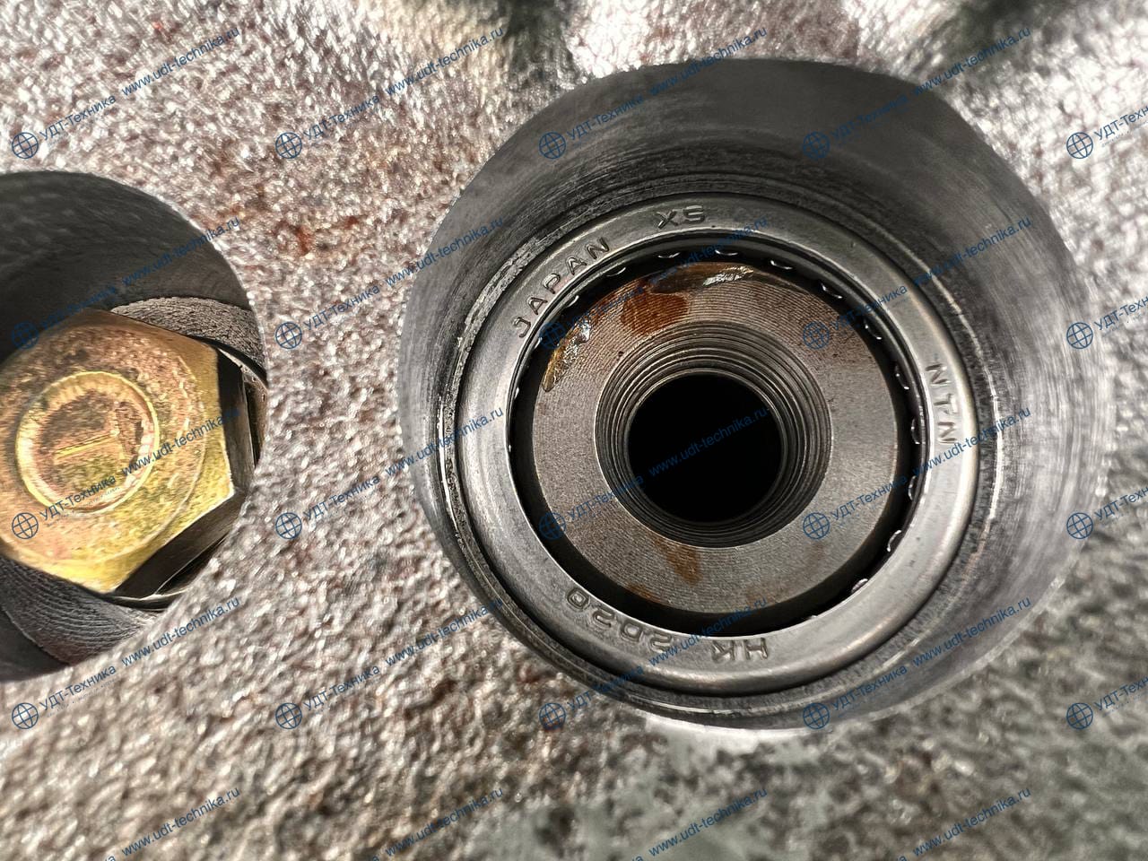 198-13-13500 Насос гидравлический - фото 4